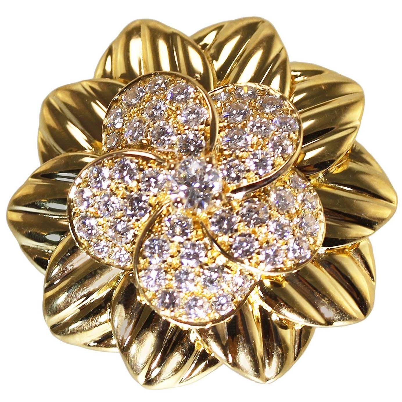 Van Cleef & Arpels Diamond Gold Brooch