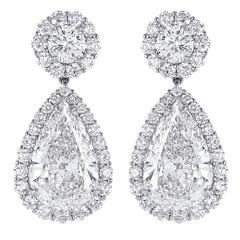 25.69 Carat Pear Diamond Drop Earrings