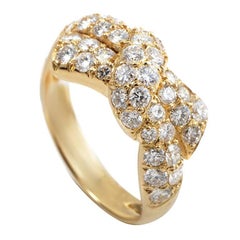 Van Cleef & Arpels Diamond Gold Bow Ring