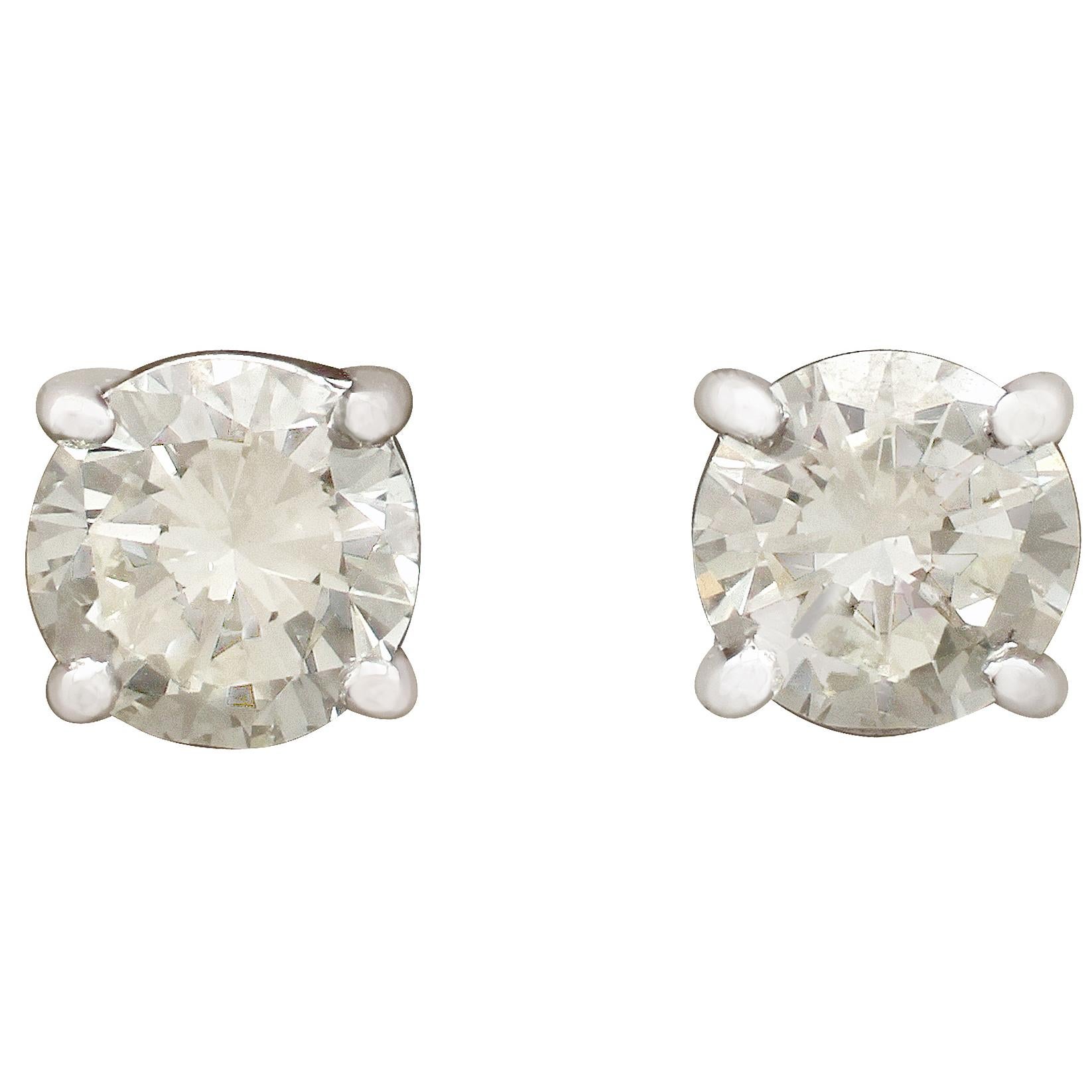 Contemporary 2000s 1.60 carat Diamond and White Gold Stud Earrings