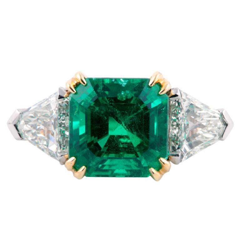 6.18 Carat AGL/AGTA Certified Colombian Emerald and Diamond Ring  For Sale