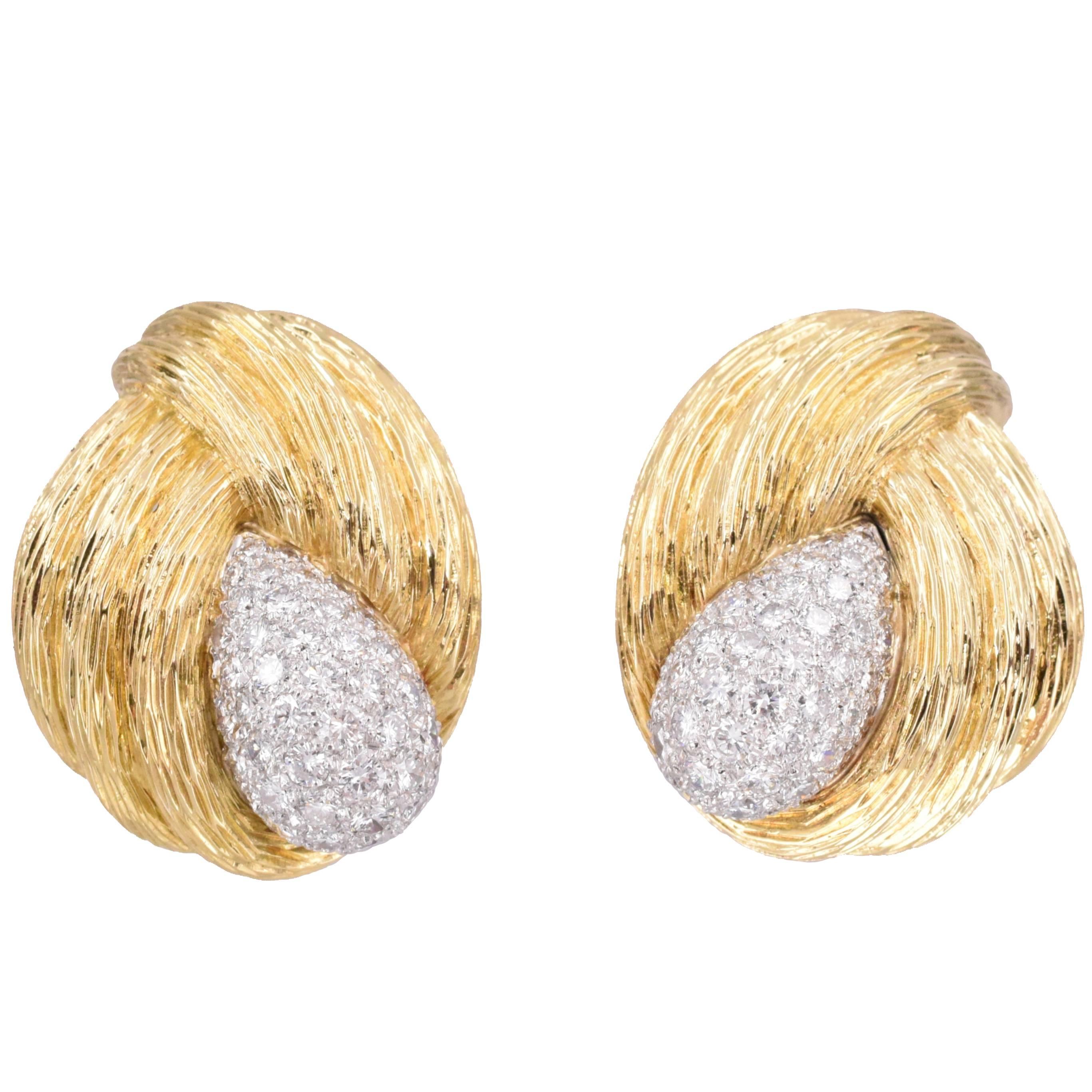 Van Cleef & Arpels Diamond Gold Earclips