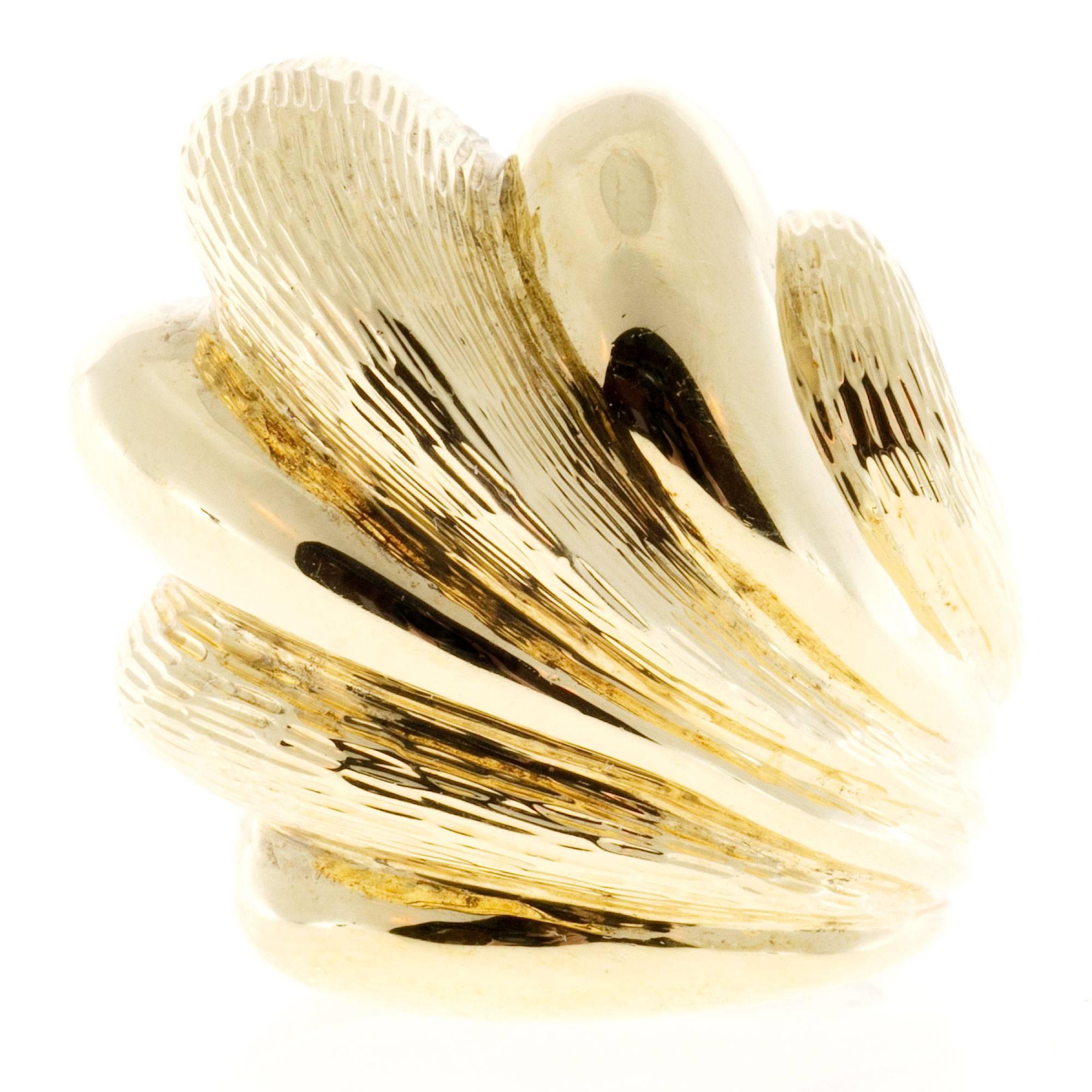 Kan Large Shell Textured Gold Hand Ring at 1stDibs | gold kan ring, kan ...
