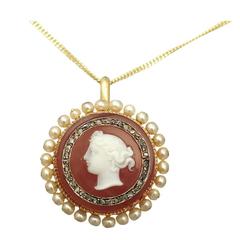 ameo Pendant with Pearls and 0.18Ct Diamond, 18k Yellow Gold - Antique Victorian