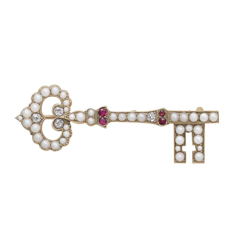 0.32Ct Diamond, Pearl and Ruby 18k Yellow Gold Key Brooch, Antique