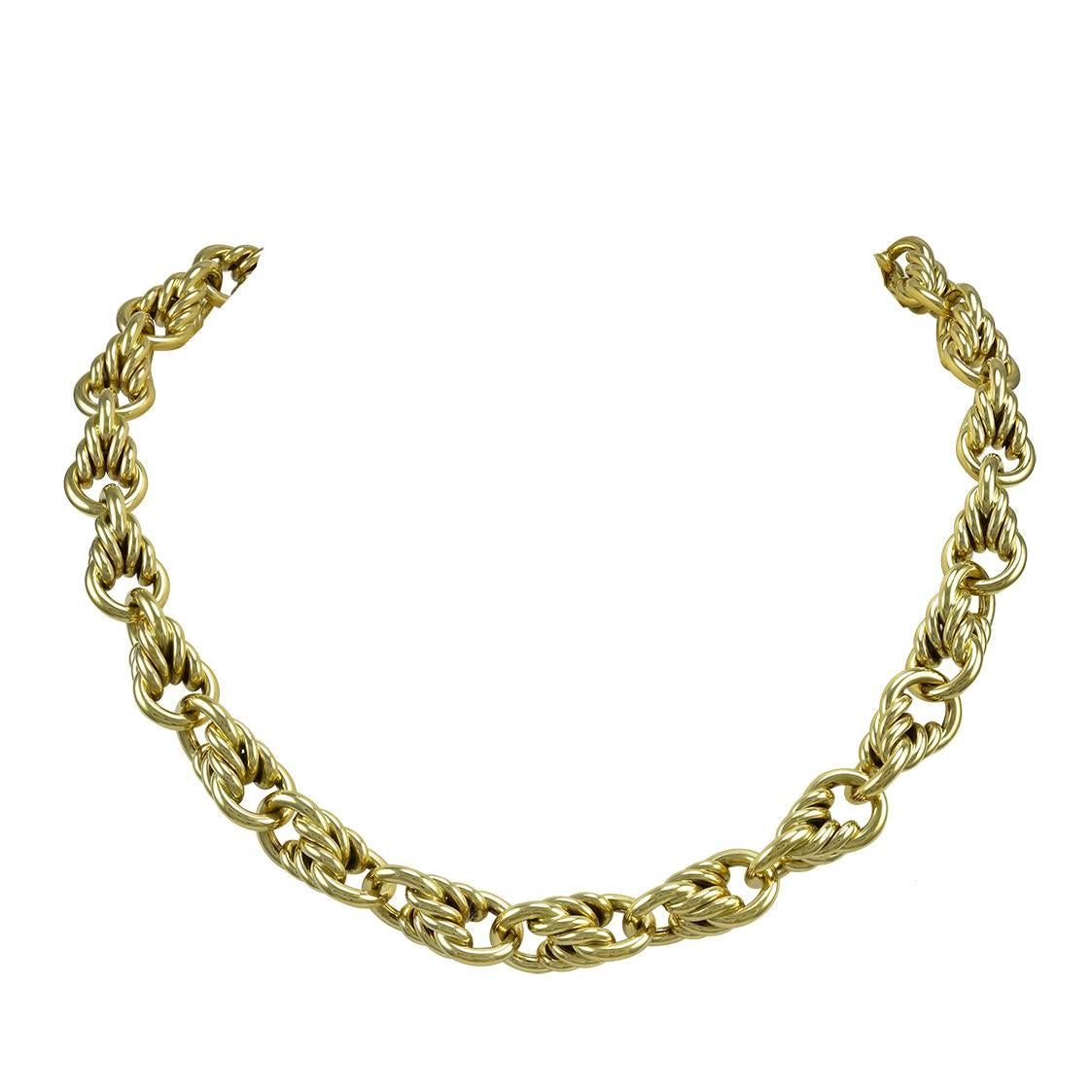 Tiffany & Co. Outstanding Gold Link Necklace