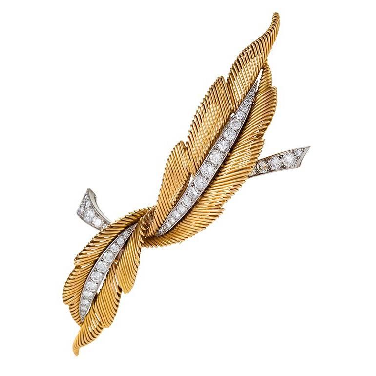 Van Cleef & Arpels 1950's Diamond Gold and Platinum ‘Feathers’ Brooch For Sale