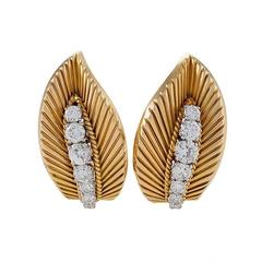 Van Cleef & Arpels Mid-20th Century Diamond and Gold Earrings