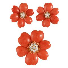 Van Cleef & Arpels Coral Diamond Gold Rose de Noel Brooch Suite 11