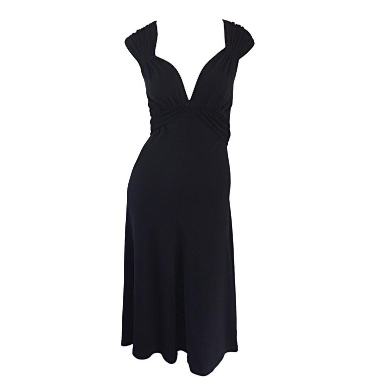 Michael Kors Collection Schwarz Cap Sleeve Jersey Kleines Schwarzes Kleid  Größe 8 LBD im Angebot bei 1stDibs