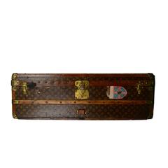 louis vuitton rolling trunk