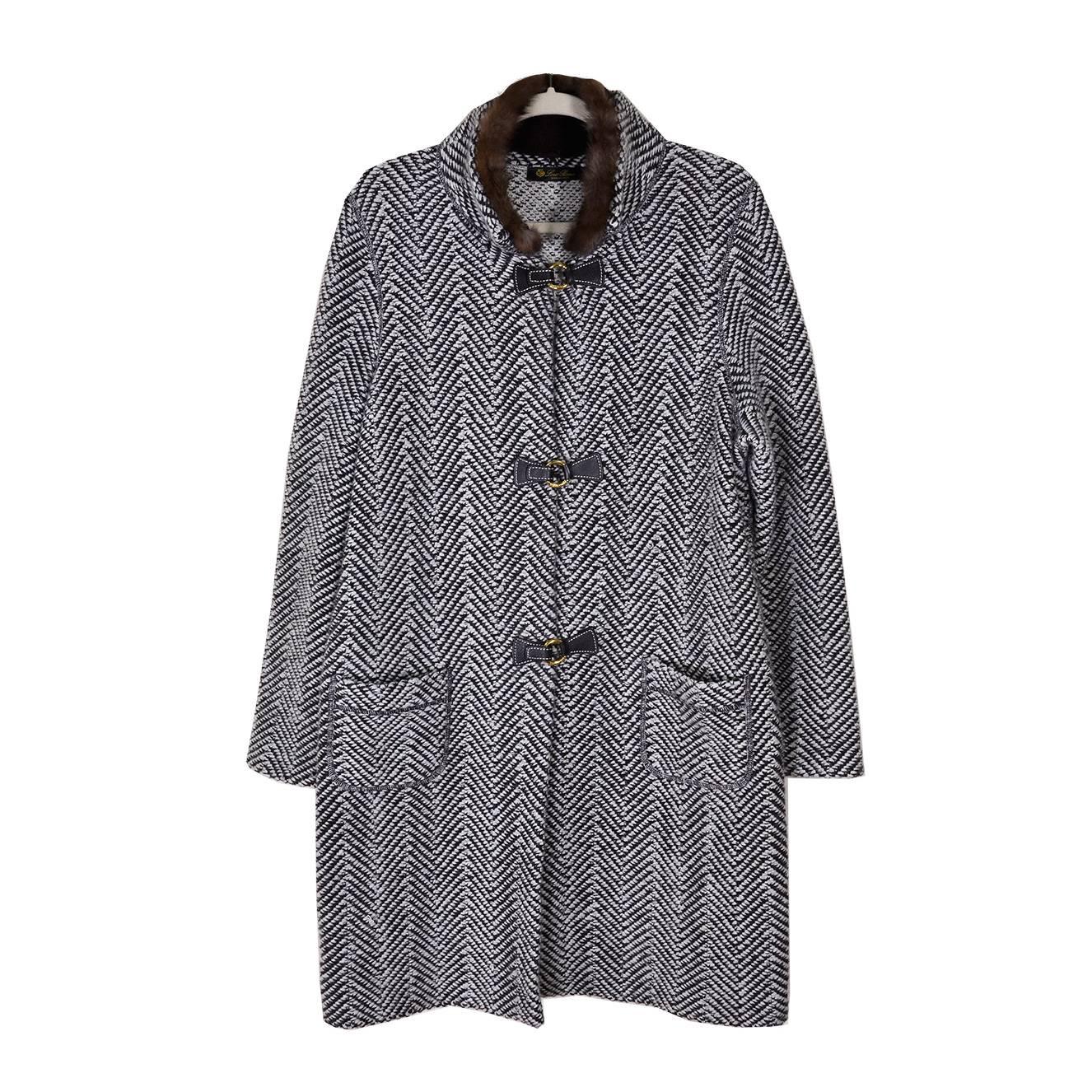Luxurious Lora Piana Cashmere Duffle Coat with Sable Collar For Sale