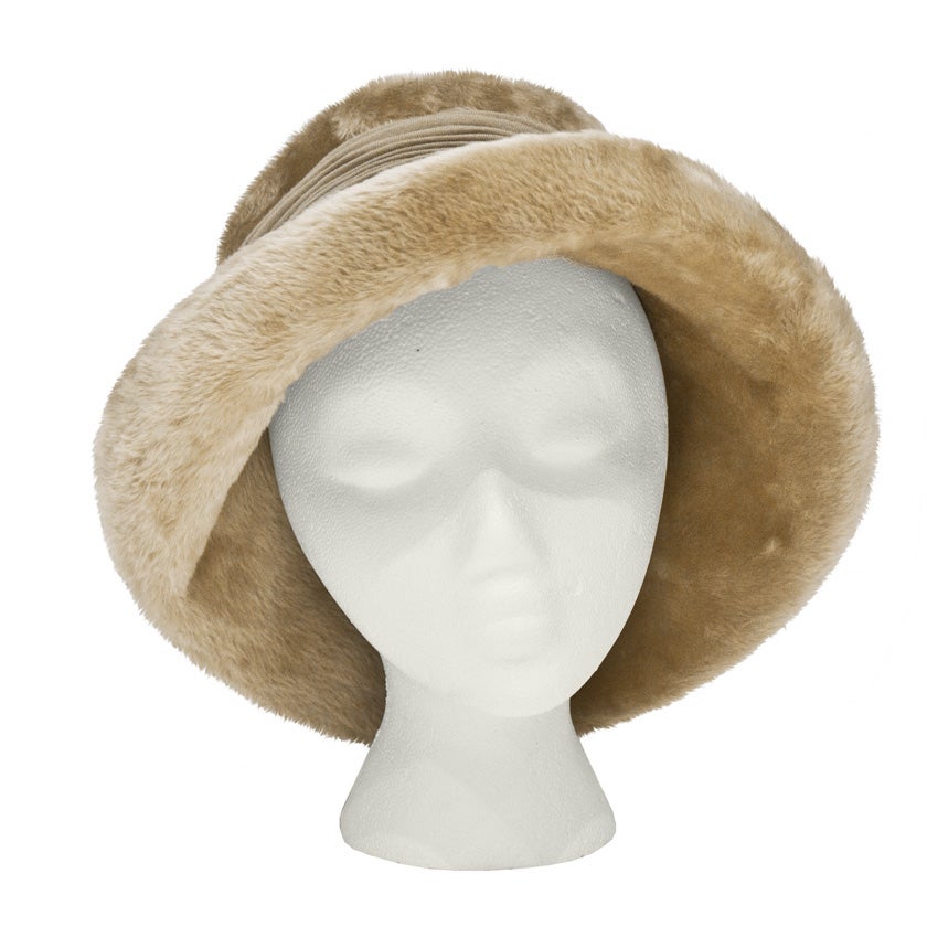 Christian Dior Fur Hat - 2 For Sale on 1stDibs | dior cap ...