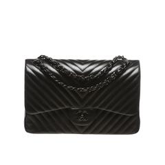 Chanel Black Chevron Lambskin Jumbo Classic Flap So Black Handbag