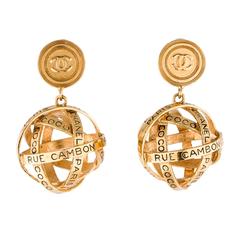 Vintage Chanel Gold 31 Rue Cambon Large Dangle Drop Evening Globe Sphere Earrings