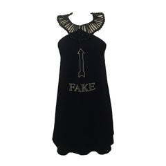 Moschino Couture Vintage Schwarzes A-Linien-Kleid "Fake" Halskette 