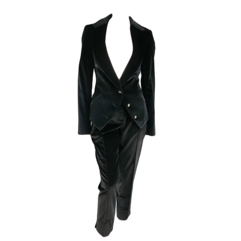 VIVIENNE WESTWOOD Red Label Size 8 Black Velvet Notch Lapel Blazer Suit