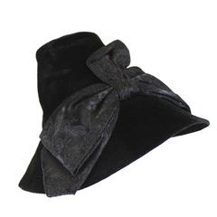 Christian Dior 1950s Velvet Chapeaux with Saks Fifth Avenue Label 1