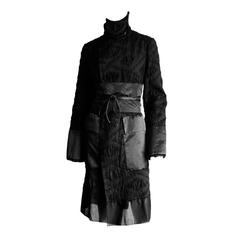 Manteau kimono de défilé Tom Ford pour Gucci en soie noire style gothique, FW02