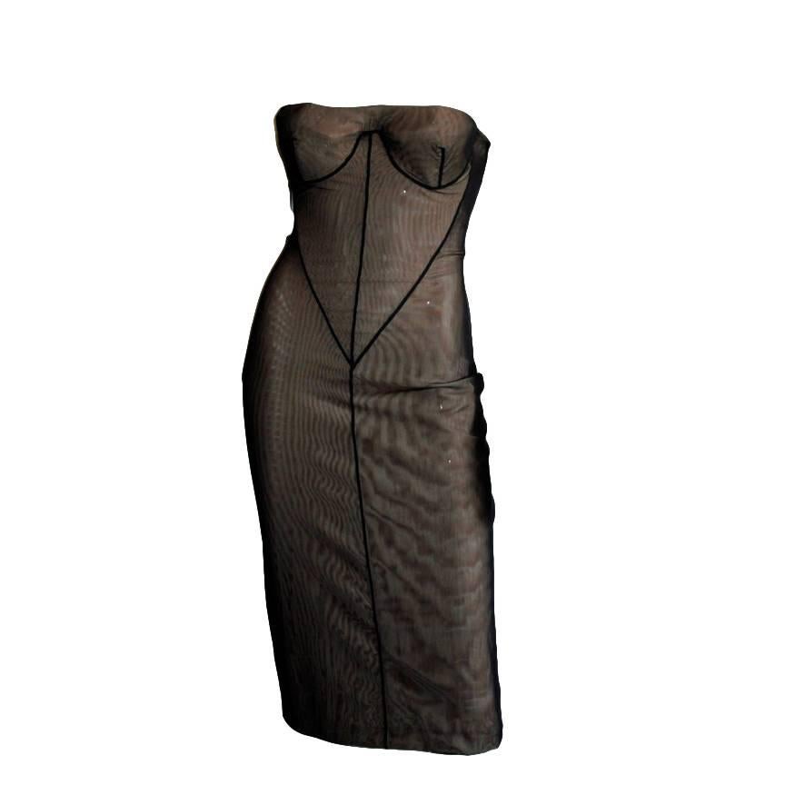 That Rare & Iconic Tom Ford Gucci SS 2001 Nude Strapless Corset Runway Dress For Sale