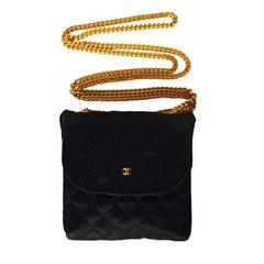 Chanel Schwarz gesteppte Satin Mini Tasche/Halskette GHW