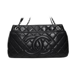 Chanel Black Caviar Leather Quilted 42 cm Shoulder bag .Circa :2015