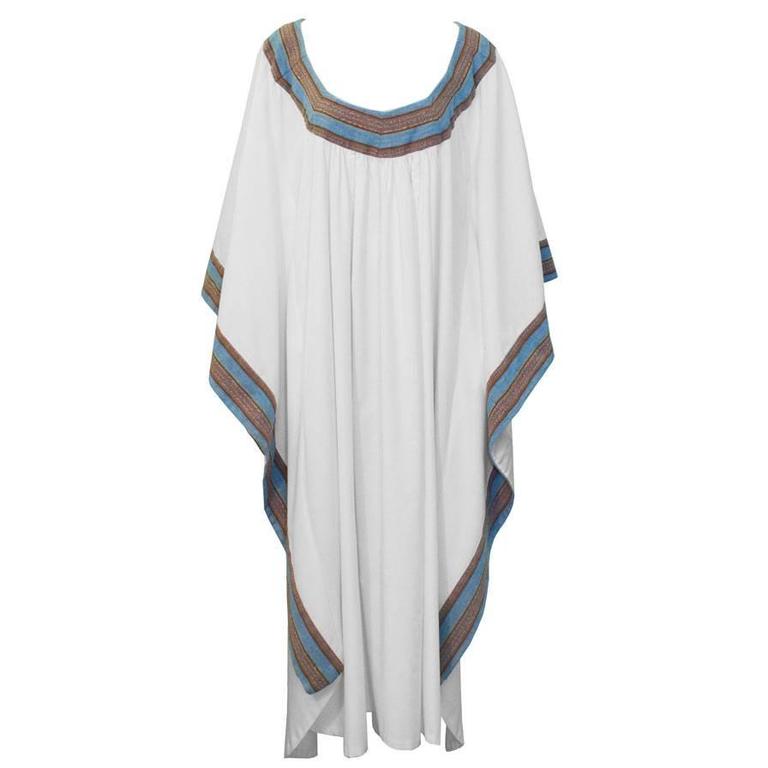 1970's White Cotton African Kaftan With Trim at 1stdibs