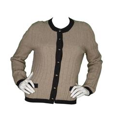 Chanel Vintage '97 Beige Cashmere Sweater Set sz 44