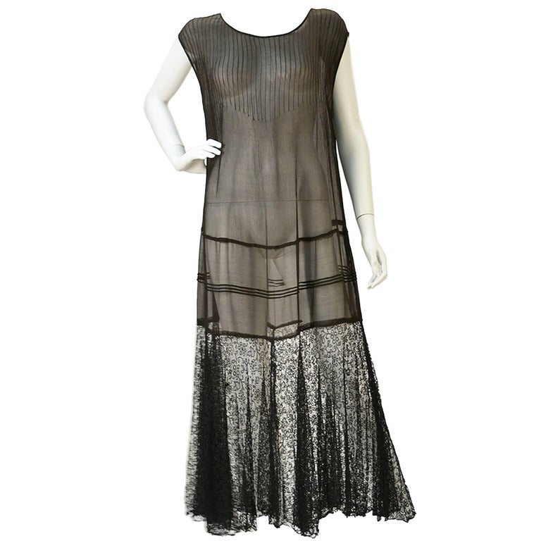 1920s Chiffon Drop Waist "Flapper" Dress with Black Lace at 1stDibs | 1920s  drop waist dresses for sale, 1920 drop waist dress, chiffon drop waist dress