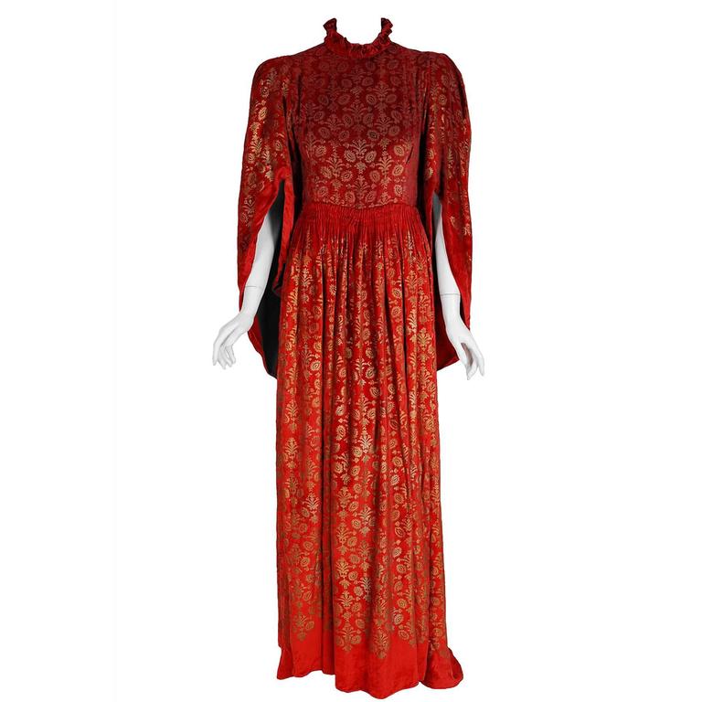 Maria Gallenga velvet gown, 1920s, offered by Timeless Vixen