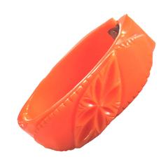 Art Deco Orange pumpkin bakelite hinged carved clamper bracelet