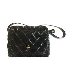 Chanel Enamel black patent leather shoulder bag purse