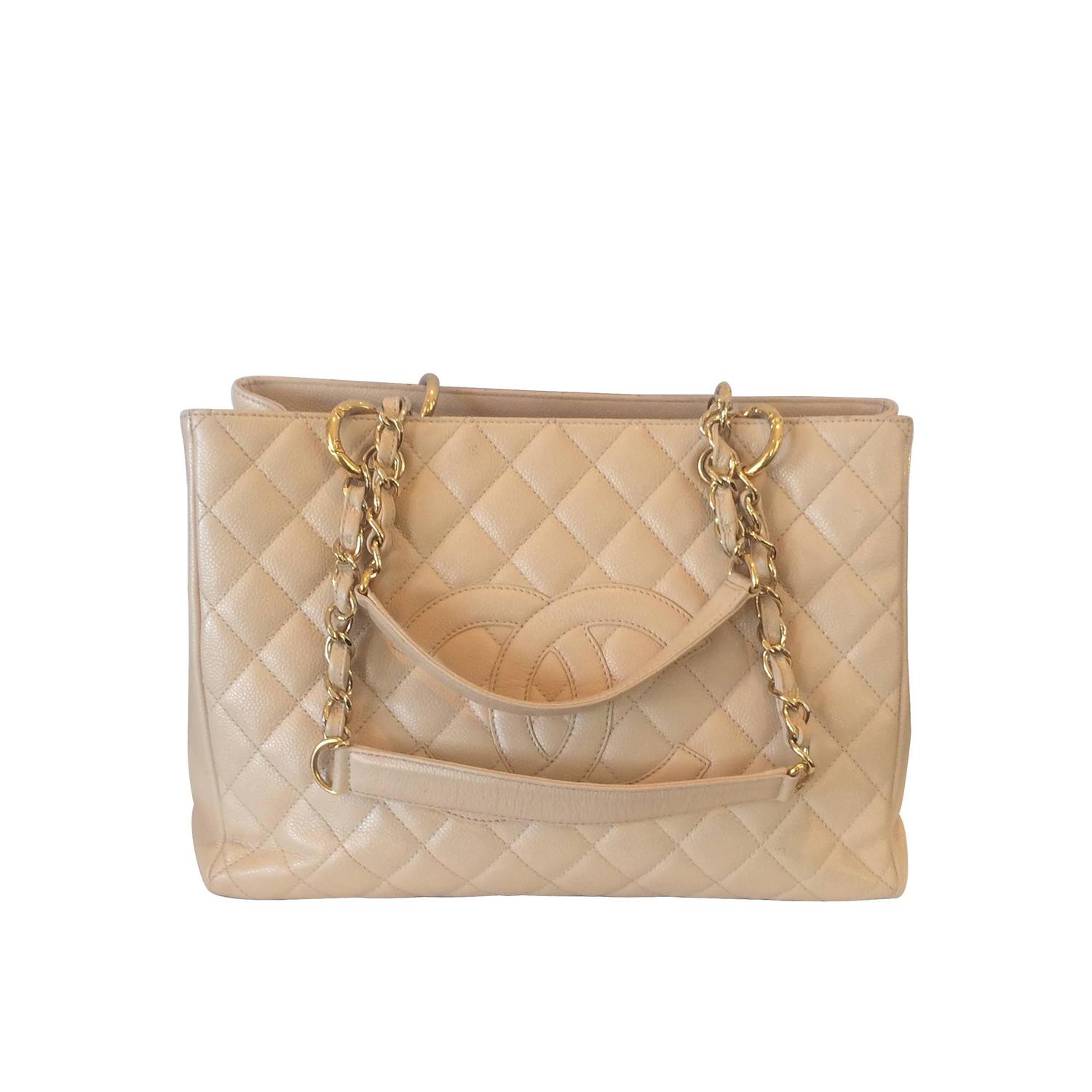 Chanel beige Matelasse Oyster Leather shoulder bag purse at 1stdibs