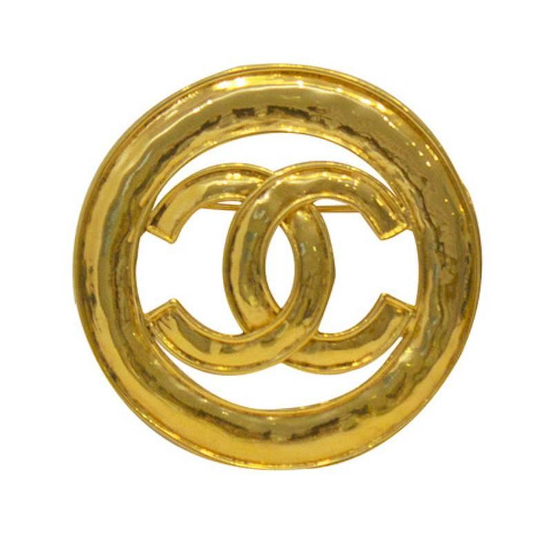 1994 Chanel Hammered Gold Circle Logo Pin