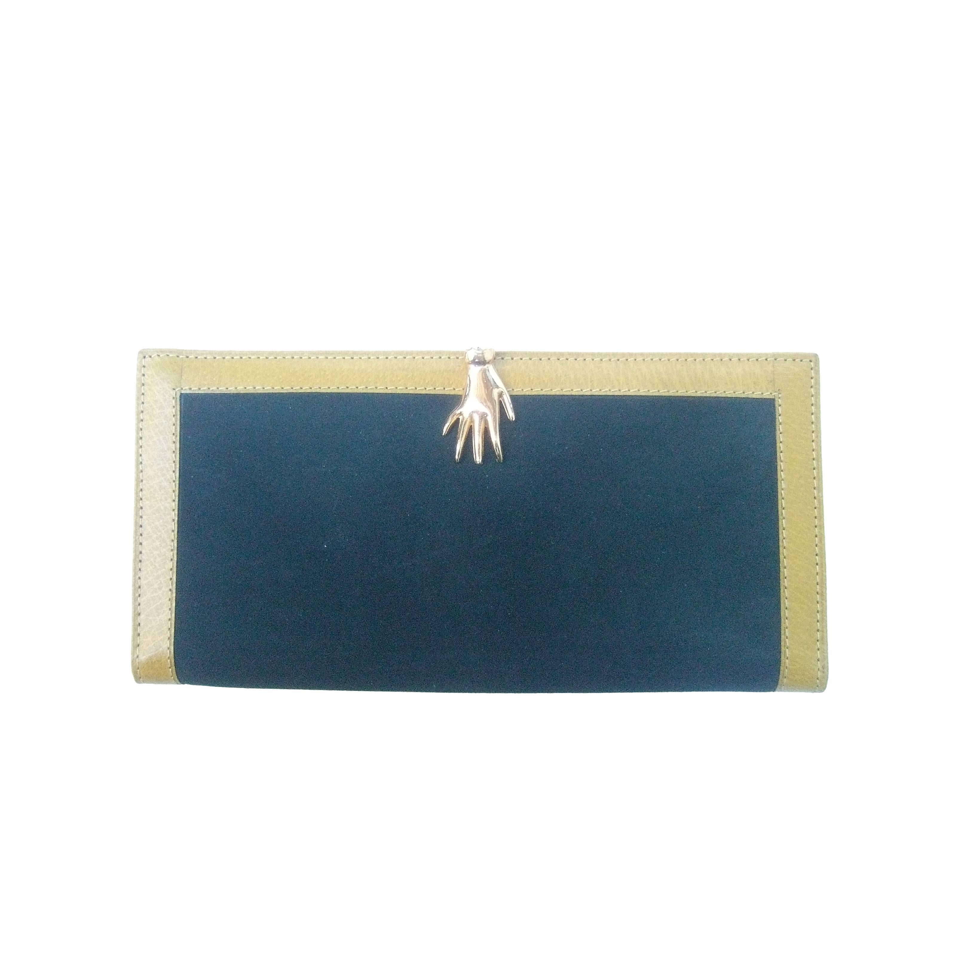 Gucci Rare Green Suede Hand Clasp Wallet c 1970s