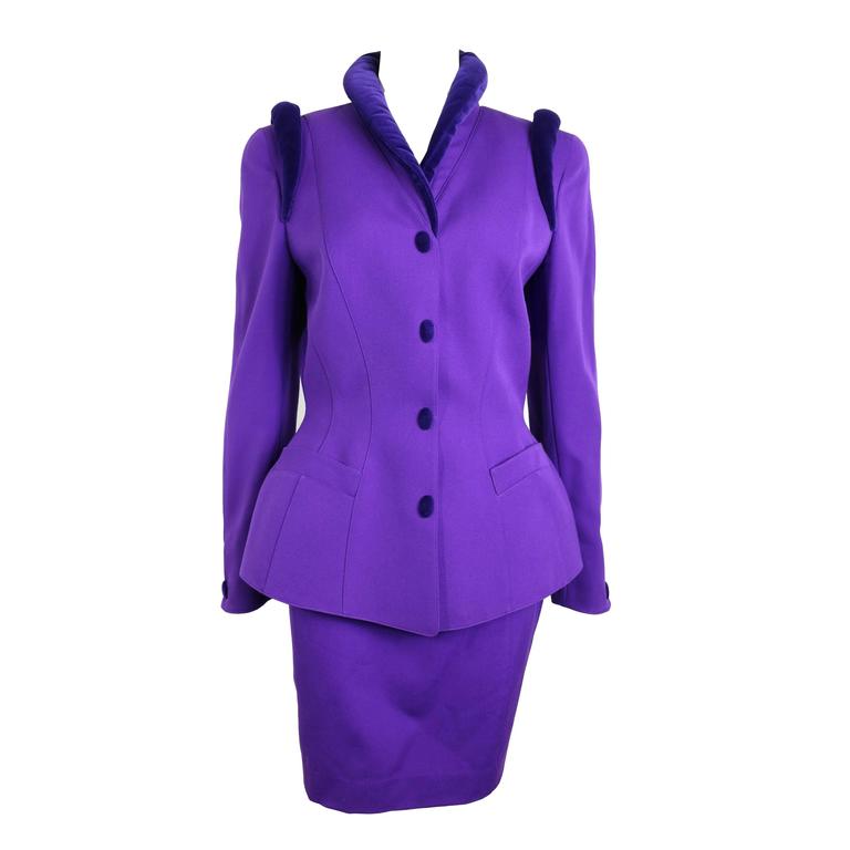 Thierry Mugler - Ensemble tailleur jupe violet En vente sur 1stDibs