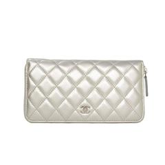 Chanel Silver Quilted Lambskin Zippy Wallet SHW