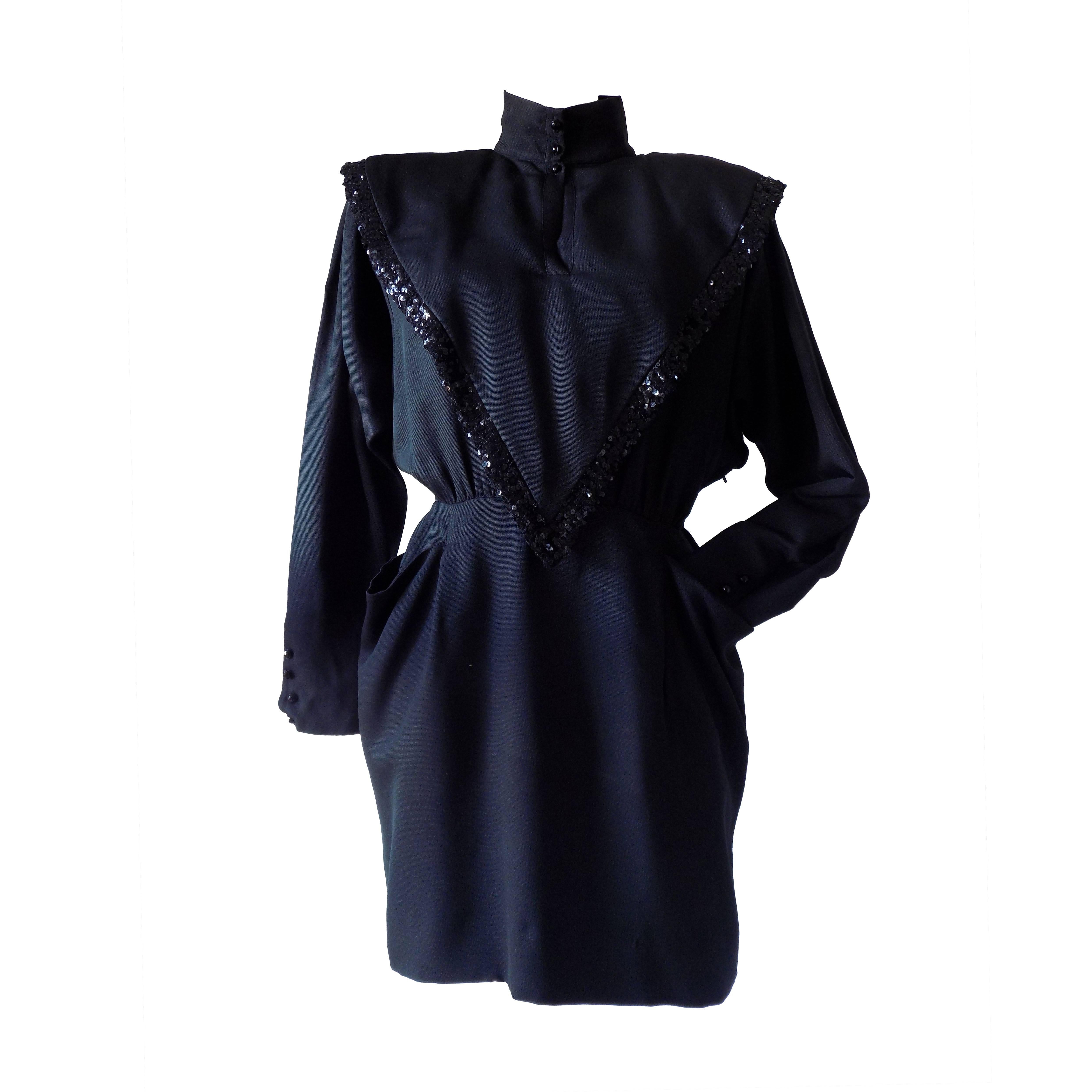 Mariella Burani - Robe longue noire des années 1970  en vente