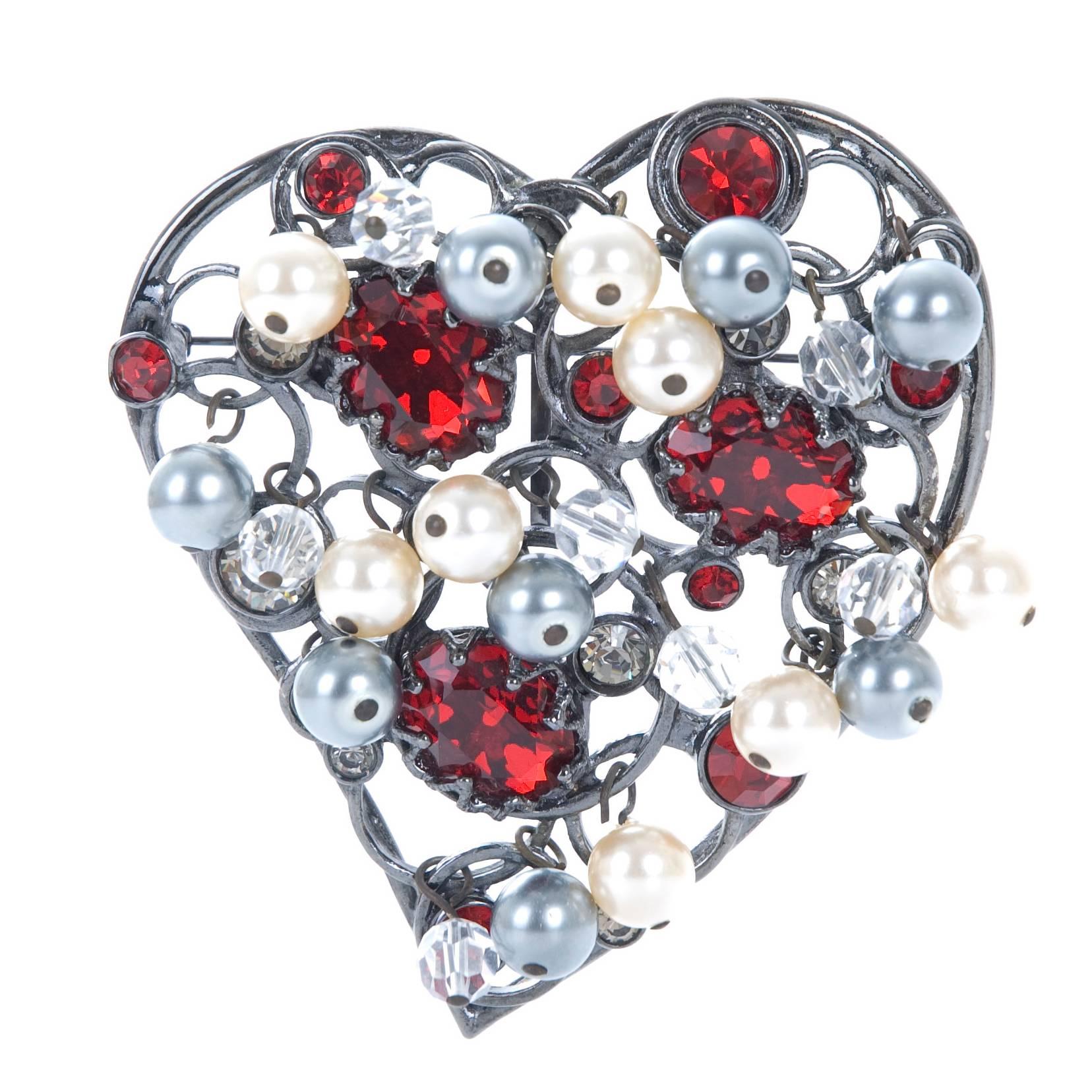YVES SAINT LAURENT Heart Brooch Pendant For Sale