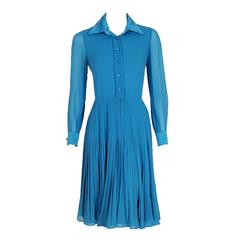 1974 Valentino Couture Turquoise-Blue Silk Chiffon Pleated Swing Shirtdress 10