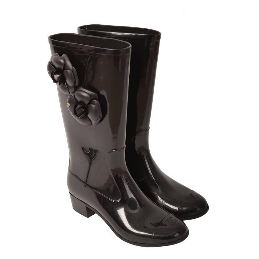 Chanel Black Rain Boots (Size 37) For Sale