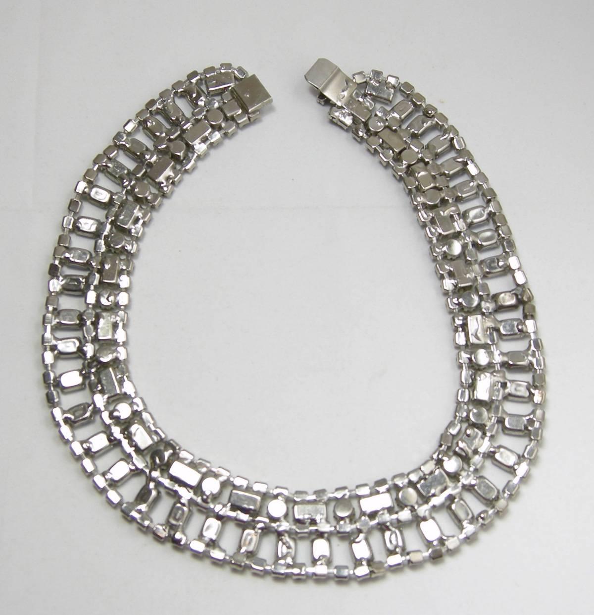 Vintage 1950s Multi colored Rhinestone Choker Necklace In Excellent Condition In New York, NY