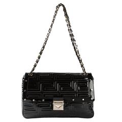 GIANNI VERSACE COUTURE schwarze Umhängetasche aus gestepptem Lackleder