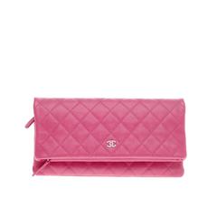 Chanel Beauty CC Clutch Quilted Caviar