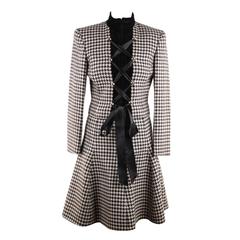 VALENTINO BOUTIQUE Black & White HOUNDSTOOTH SUIT Jacket & Skirt SZ 6