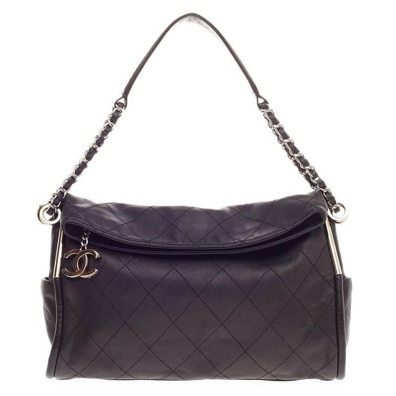 Chanel Ultimate Soft Hobo Steppleder Medium