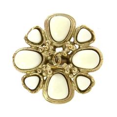 Chanel Gold & White Flower Cocktail Ring sz 6