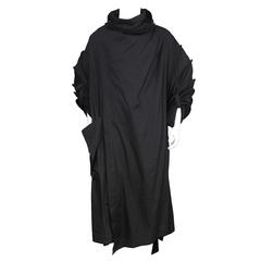 Vintage Akiko 1980
s Accordion Sleeve Coat