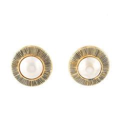 Chanel Pearl Clip-on Earrings Chanel Pearl Clip-on Earrings
