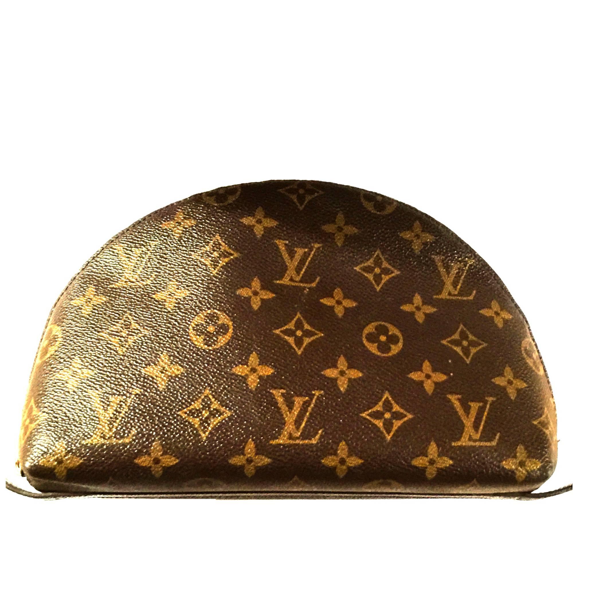 Louis Vuitton Monogram Trousse Demi Ronde M47520 Brown.